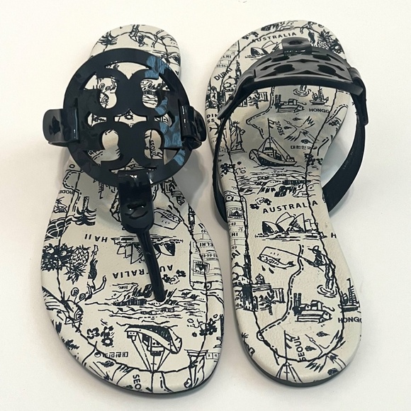 NIB Tory Burch Patent Leather Sandal - Midnight/Navy Destination, Size 8.5 - Picture 4 of 13